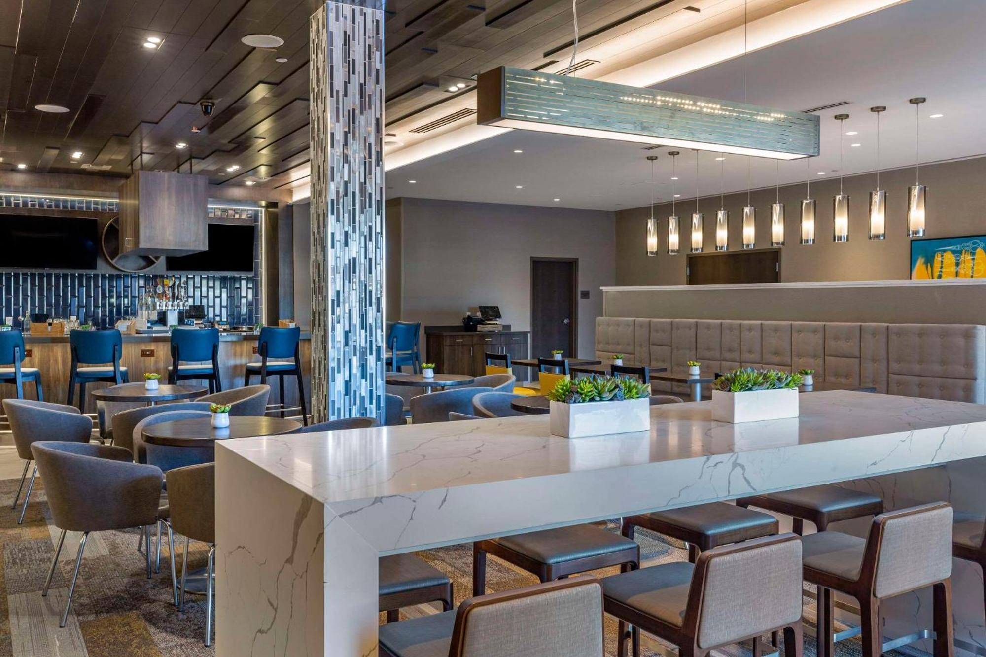 Cambria Hotel Manchester South Windsor 外观 照片