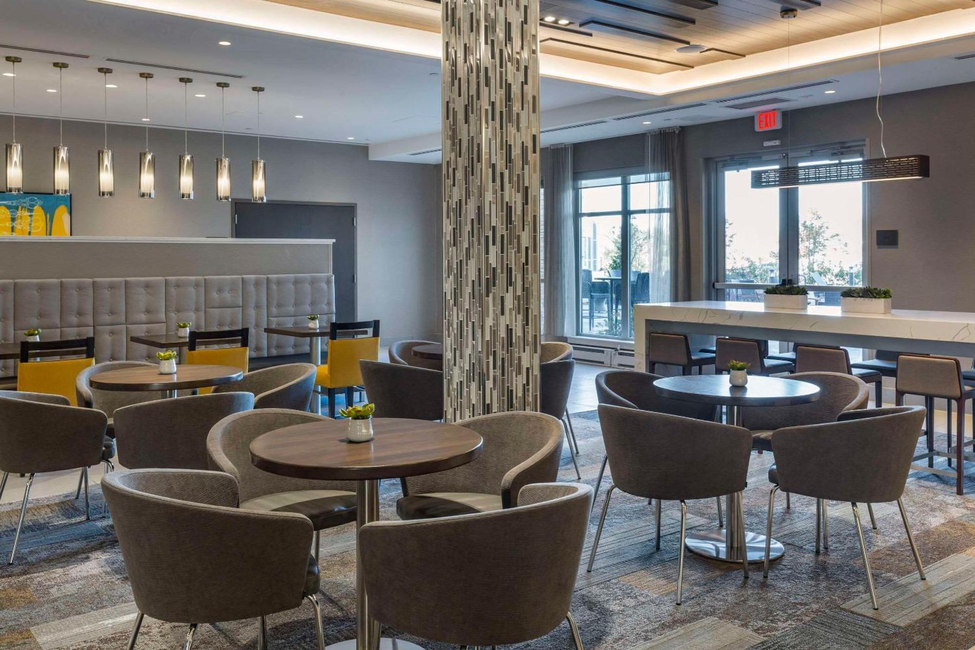 Cambria Hotel Manchester South Windsor 外观 照片