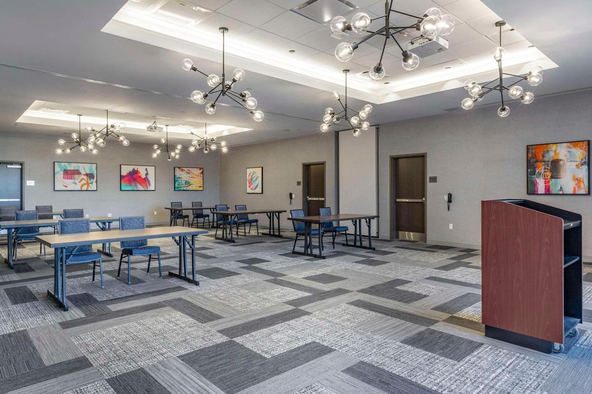 Cambria Hotel Manchester South Windsor 外观 照片