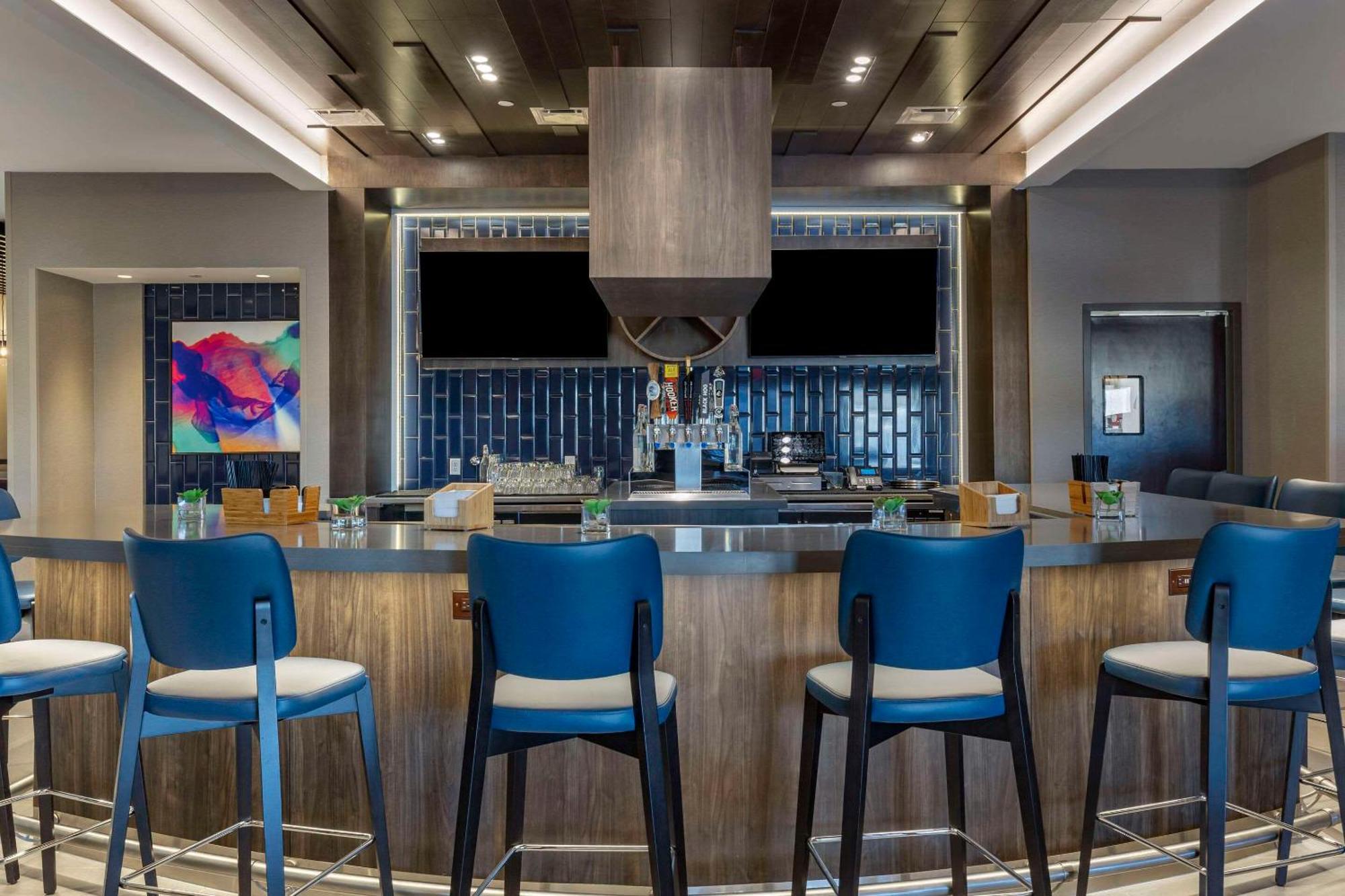 Cambria Hotel Manchester South Windsor 外观 照片