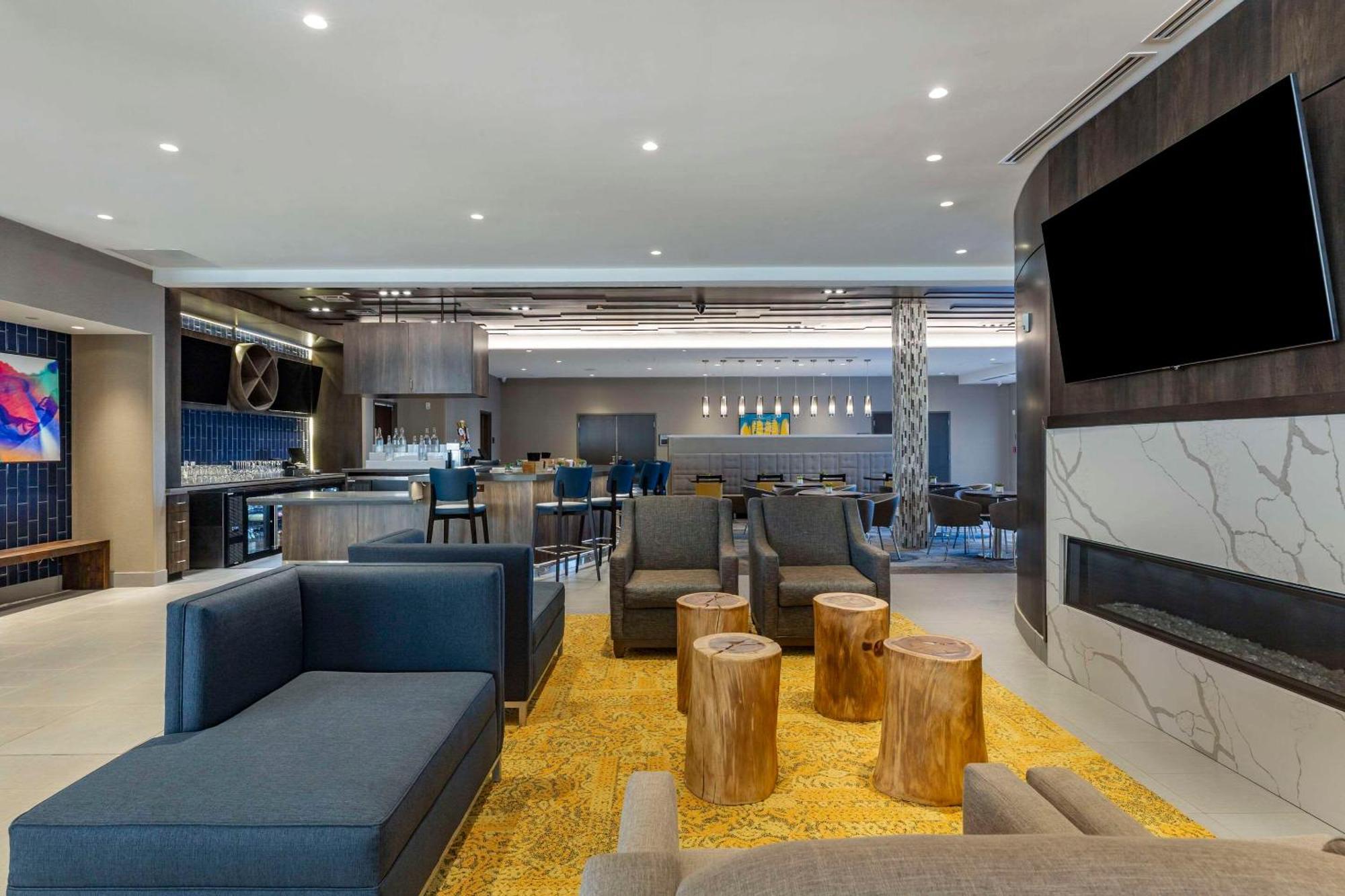 Cambria Hotel Manchester South Windsor 外观 照片